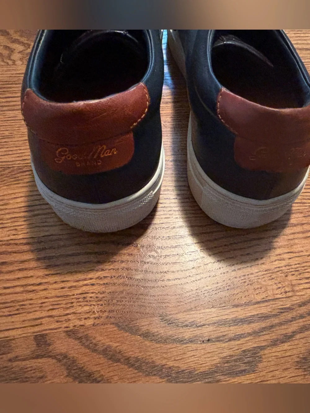 Good Man Brand Legend Lo-Top Sneakers Navy Blue Leather Size 9
